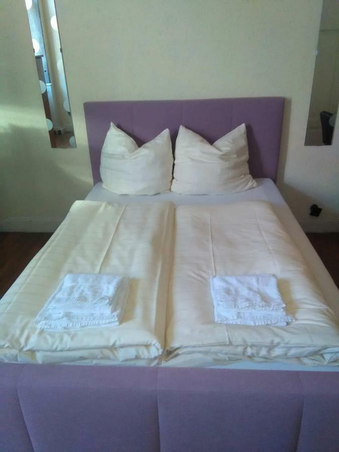 Doppelbettzimmer Mit Bad Kaiserslautern Extérieur photo